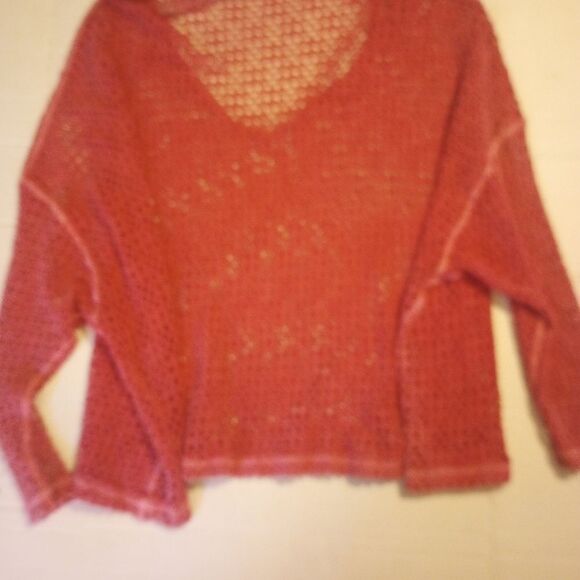 - Free people mesh oversized V neck top - Picture 7 of 8